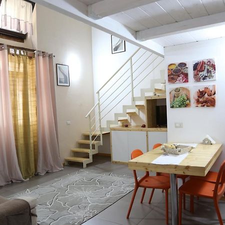 Appartamenti Laura Wi-Fi Curti Luaran gambar